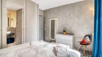 2 Schlafzimmer, BĂŒgeleisen/BĂŒgelbrett, WLAN, BettwĂ€sche