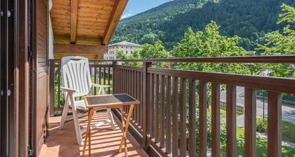 Casa Rosy with Balcony and Mountain View in the Center of Pinzolo