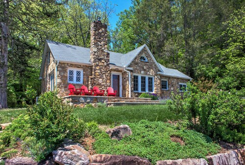 Rock House at Maple Hill | Stone Cottage | Views