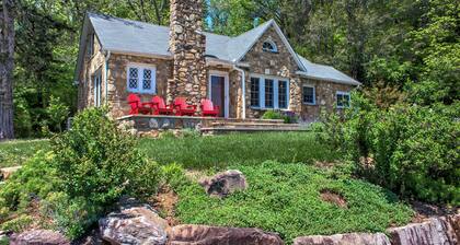 Rock House at Maple Hill | Stone Cottage | Views
