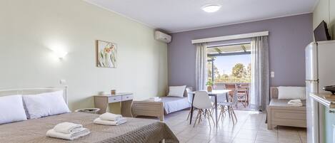 1 室のベッドルーム、WiFi (無料)、ベッドシーツ