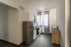 Microwave, oven, stovetop, toaster