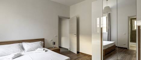 2 makuuhuonetta, silitysrauta/-lauta, Wi-Fi