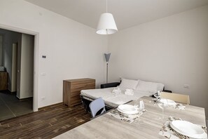 3 bedrooms, iron/ironing board, WiFi