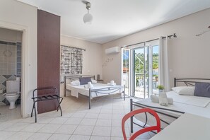 1 室のベッドルーム、WiFi (無料)、ベッドシーツ