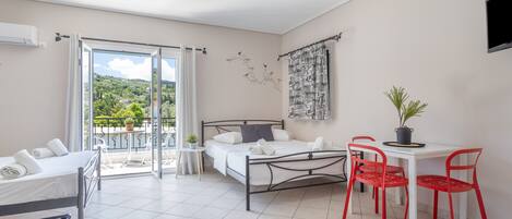 1 bedroom, free WiFi, bed sheets