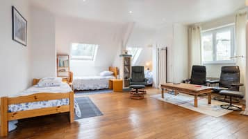 4 chambres, fer et planche à repasser, Wi-Fi gratuit