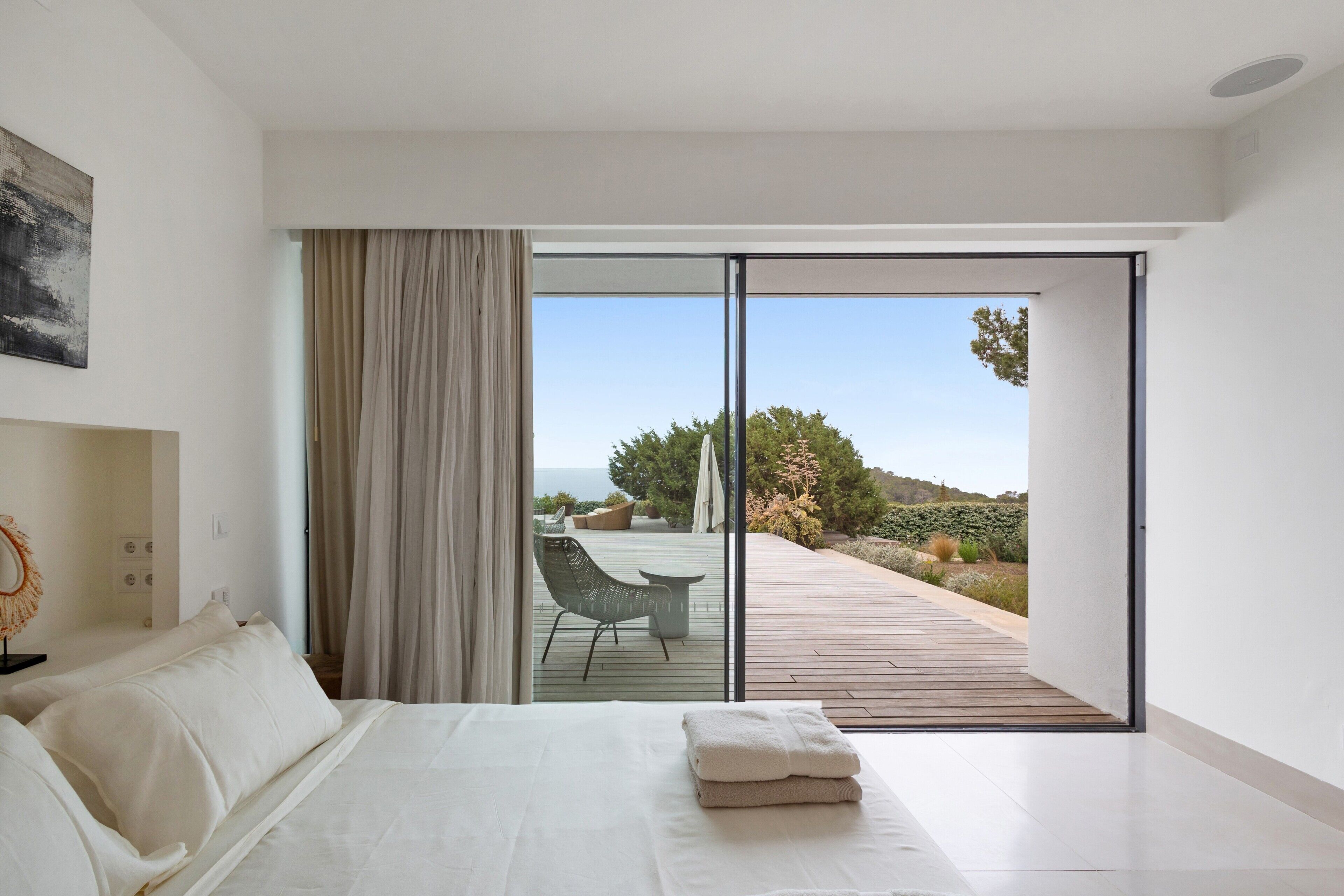 4 habitaciones, tabla de planchar con plancha y wifi gratis 