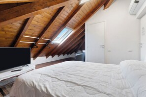 1 dormitori, wifi gratuïta i roba de llit