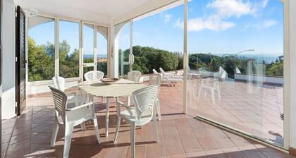 Apartment 'Carloforte' with Sea View, Private Terrace and Private Garden