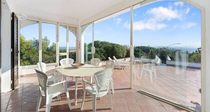Apartment 'Carloforte' with Sea View, Private Terrace and Private Garden