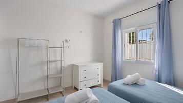 2 bedrooms, free WiFi, bed sheets