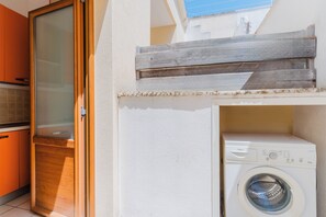 Interior - Holiday Home 'La Casetta 462' with Wi-Fi (Torre San Giovanni)