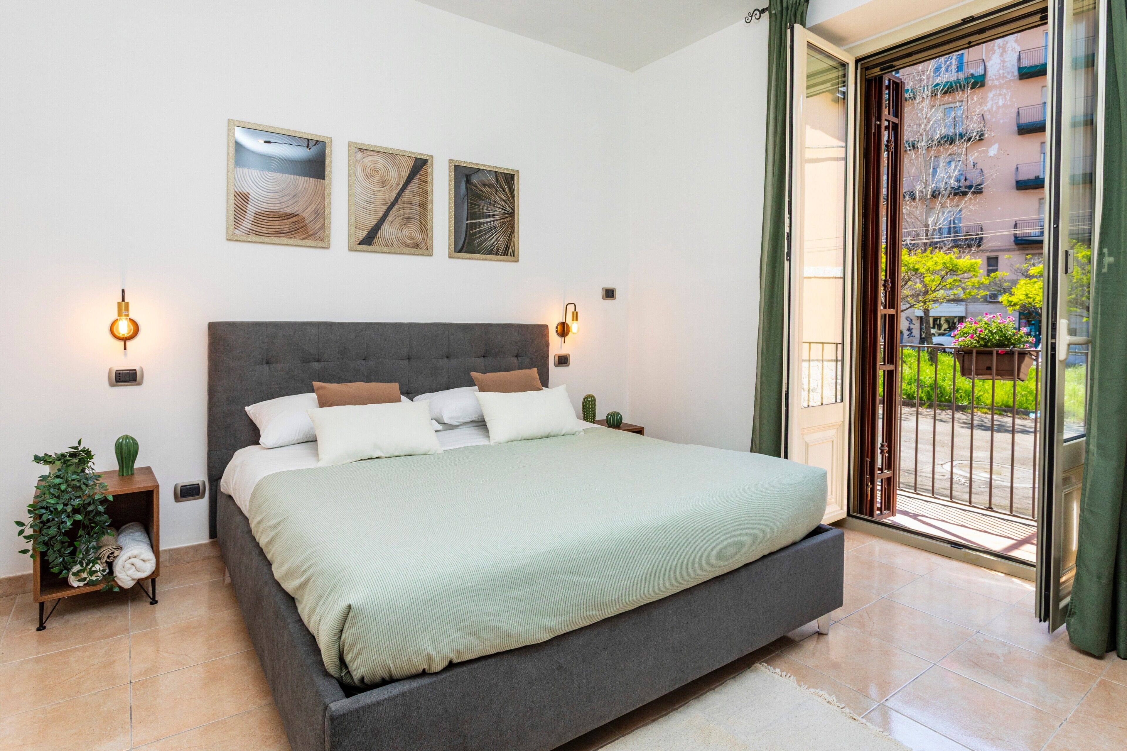 2 habitaciones, tabla de planchar con plancha y wifi gratis 