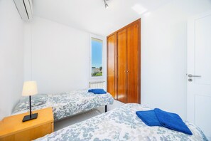 2 Schlafzimmer, Bügeleisen/Bügelbrett, kostenloses WLAN, Bettwäsche