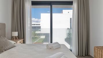 3 habitaciones, tabla de planchar con plancha y wifi gratis