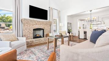 TV connectée, cheminée