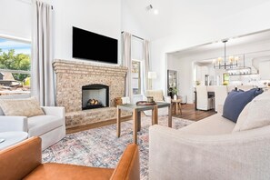 Smart-TV, Kamin