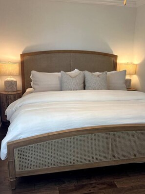 3 bedrooms, iron/ironing board, WiFi