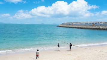 Beach nearby, white sand, sun-loungers, beach umbrellas