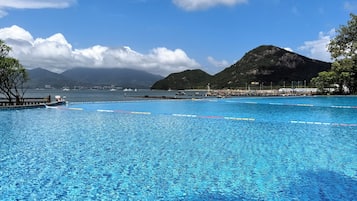 Seasonal outdoor pool, pool umbrellas