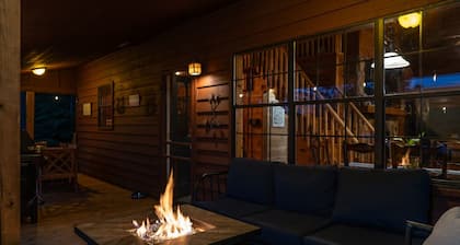 Chase Mtn Chalet with River Access