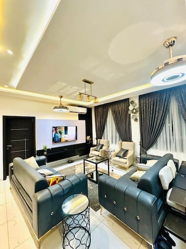 Mankatiwa Court Apartmentnt