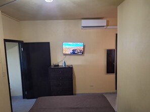 1 bedroom, iron/ironing board, free WiFi, bed sheets - Cozy 1-bedroom fully furnished apartment located in Island Harbour, Anguilla. (The Valley)