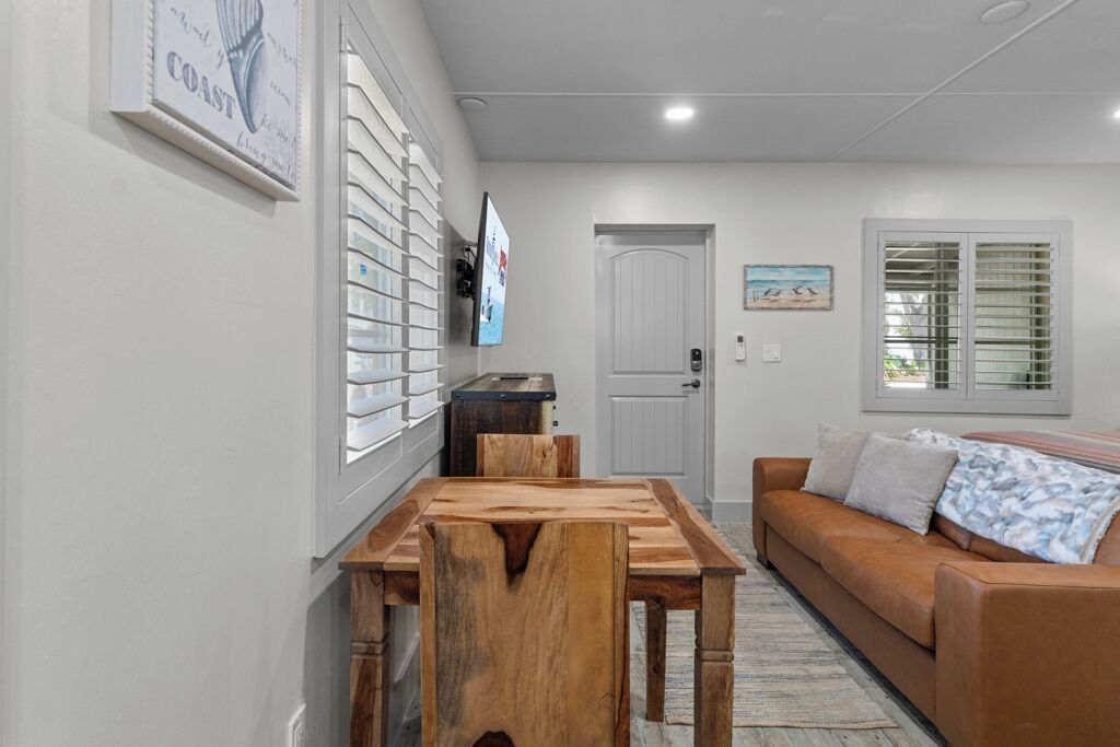 Are You Looking For A Quaint Fishing Village In The Heart Of Captiva Island? - Jensen's Cottage #06 - Captiva, FL