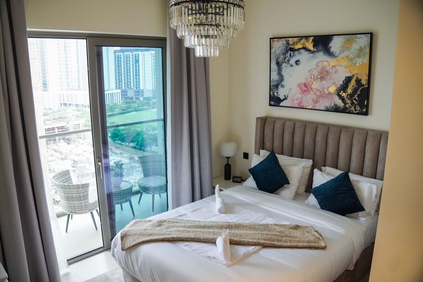 2 camere, una scrivania, ferro/asse da stiro, Wi-Fi gratuito