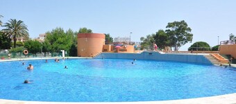 Discover the comfort and tranquility of this cozy studio in Roses!