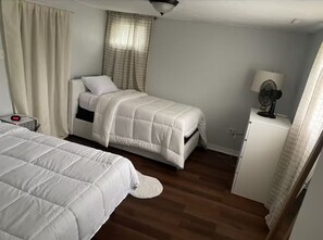1 bedroom, iron/ironing board, free WiFi, bed sheets