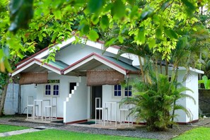 Front of property - Kithula (Talpe)