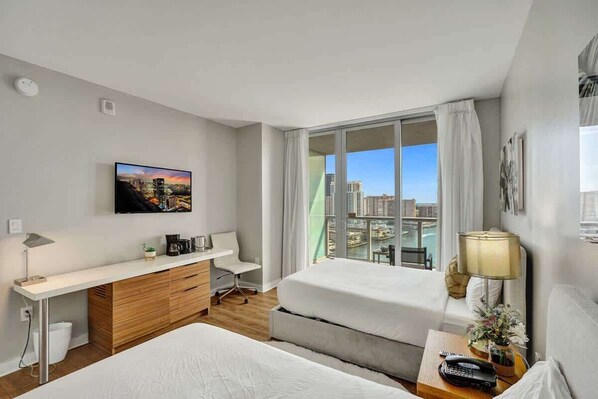 Strygejern/strygebræt, Wi-Fi, sengetøj