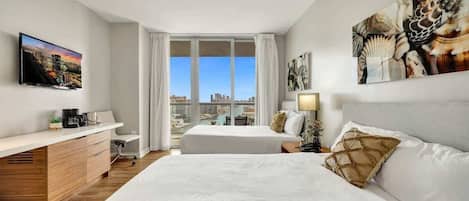 1 habitación, tabla de planchar con plancha, wifi y ropa de cama