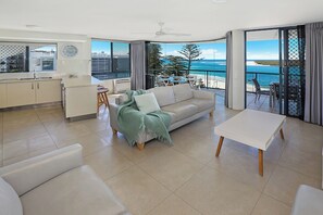 Smart TV - Cerulean Beachfront Apartment - Unit 10 (Sunshine Coast)