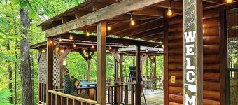 King Romance w/2 Fire Pits, Hot Tub, Wine & Smores