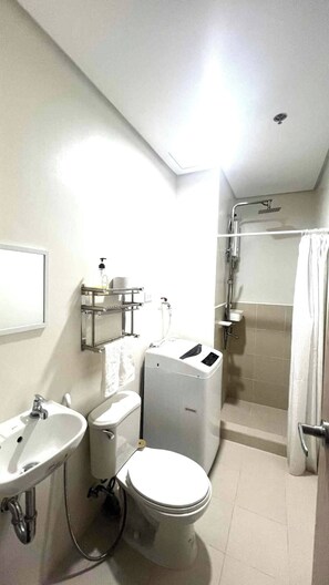 Towels, soap, toilet paper