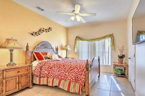 5 bedrooms, iron/ironing board, WiFi, bed sheets