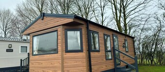 Westfield Lodge Retreat-Sleeps 6-Pet Friendly