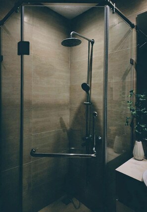 รองเท้าสวมภายในห้อง