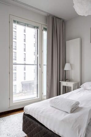 1 chambre, bureau, fer et planche à repasser, Wi-Fi gratuit