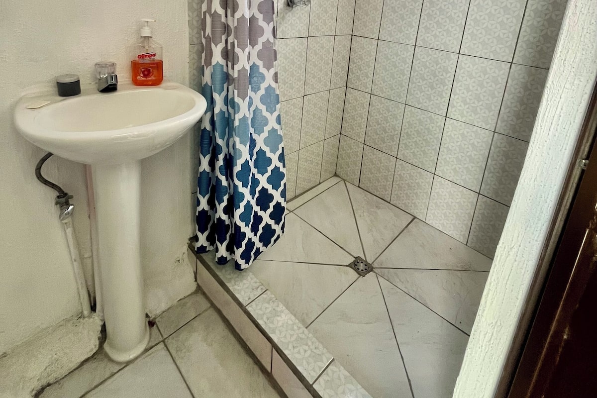 Superior Room, Mountain View | Bathroom | Shower, rainfall showerhead, towels, toilet paper