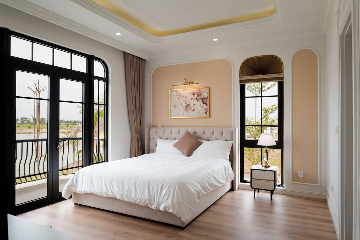 1 bedroom, desk, free WiFi, bed sheets