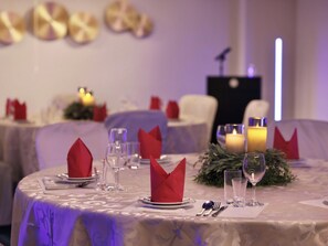 Banquet hall