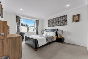 4 sovrum, strykjärn/strykbräda, wi-fi och sängkläder