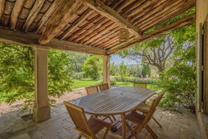 Outdoor dining - Bastide in grimaud (GRIMAUD)