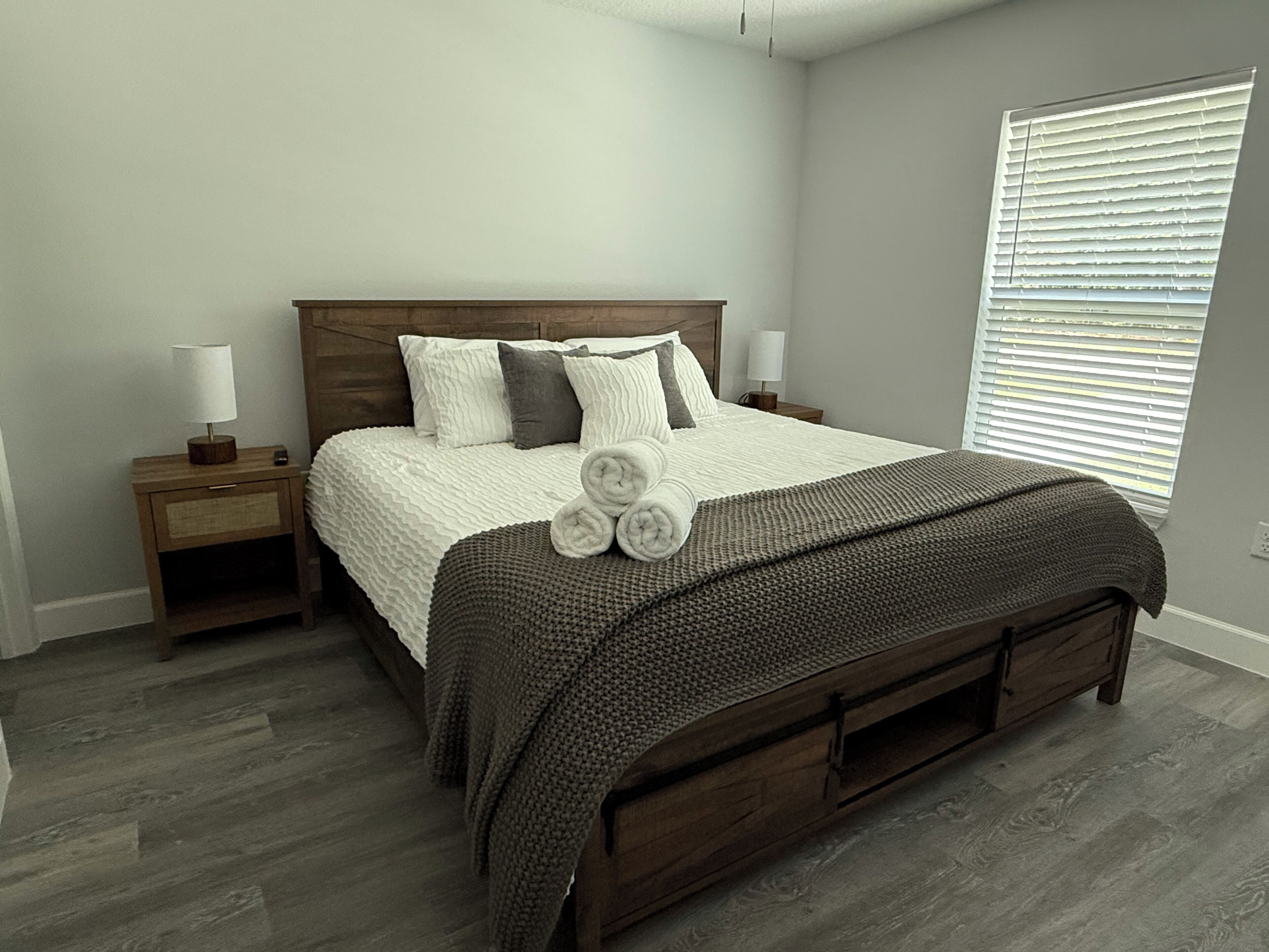 3 bedrooms, iron/ironing board, free WiFi, bed sheets