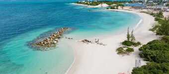 Villa TreeHaus: Paradise Overlooking Grace Bay
