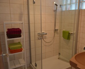 Dusch och handdukar